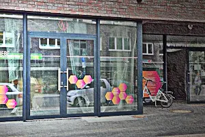 AlsterLiebe Hamburg //CONCEPTSTORE //ESPRESSO//LIFESTYLE//DESIGN image