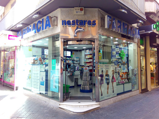 Información y opiniones sobre Farmacia Nestares Mesones de Granada