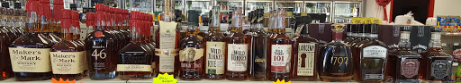 Liquor Store «OMG Liquor & Wine», reviews and photos, 302 N Bridge St, Yorkville, IL 60560, USA