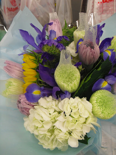 Florist «Flowers By Lili», reviews and photos, 1 Grand Ave, Englewood, NJ 07631, USA