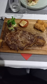 Steak du Restaurant français L'Adéquate à Saint-Hilaire-Bonneval - n°6