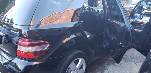 Auto Body Shop «Bella Auto Shop», reviews and photos, 2456 W Irving Park Rd, Chicago, IL 60618, USA