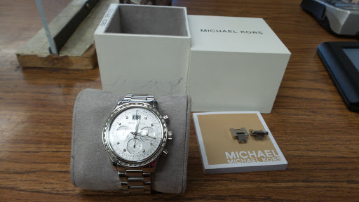 Pawn Shop «Familia Pawn», reviews and photos, 12160 Firestone Blvd, Norwalk, CA 90650, USA