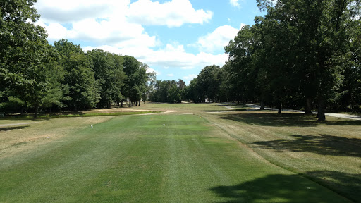 Golf Course «White Plains Golf Course», reviews and photos, 1015 St Charles Pkwy, White Plains, MD 20695, USA