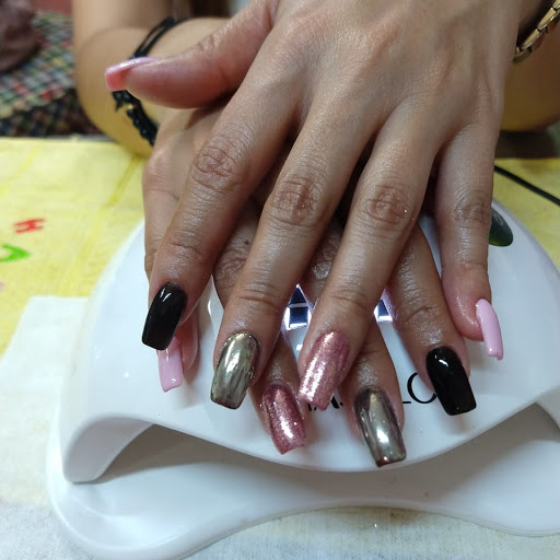 Nails House Spa