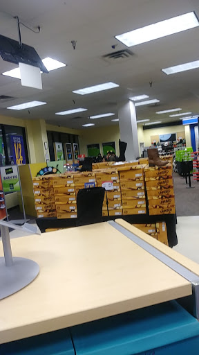 Shoe Store «Shoe Carnival», reviews and photos, 4835 W 77th St, Burbank, IL 60459, USA