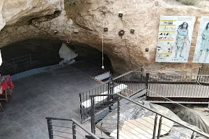 Fumane Cave image
