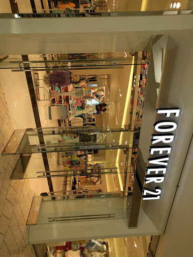 Clothing Store «Forever 21», reviews and photos, 2325 Stoneridge Mall Rd, Pleasanton, CA 94588, USA
