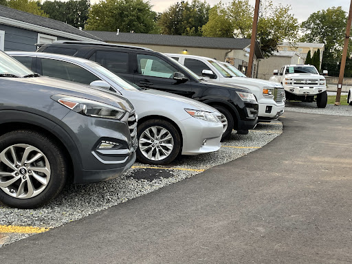 Used Car Dealer «Selective Imports - Used Cars», reviews and photos, 9878 Main St #120, Woodstock, GA 30188, USA