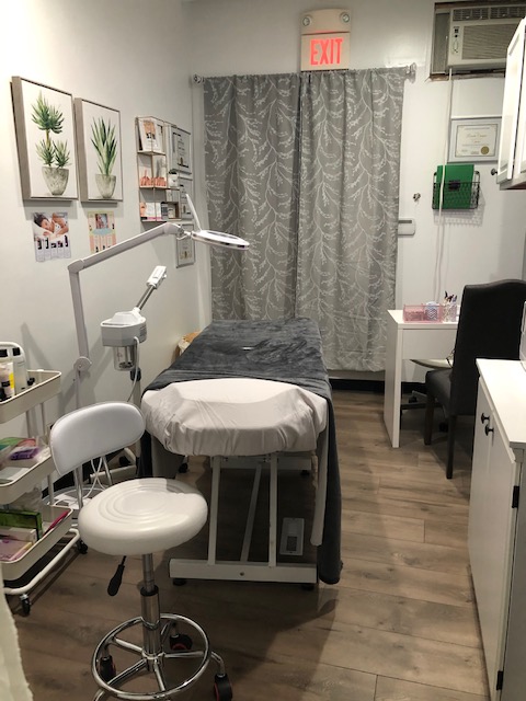 Jozy's Hair Salon 02145
