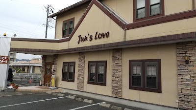 Jun's Love