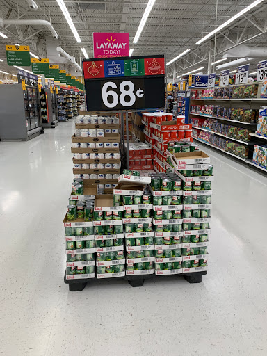 Department Store «Walmart Supercenter», reviews and photos, 1618 W McClain Ave, Scottsburg, IN 47170, USA