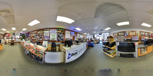 Pawn Shop «Redial - Buy, Sell & Repair», reviews and photos, 332 Lynn Shores Dr, Virginia Beach, VA 23452, USA