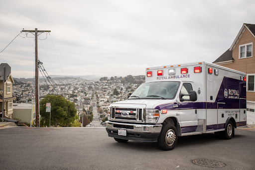 Ambulance service Oakland