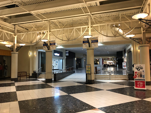 Shopping Mall «Lebanon Valley Mall», reviews and photos, 2231 Lebanon Valley Mall, Lebanon, PA 17042, USA