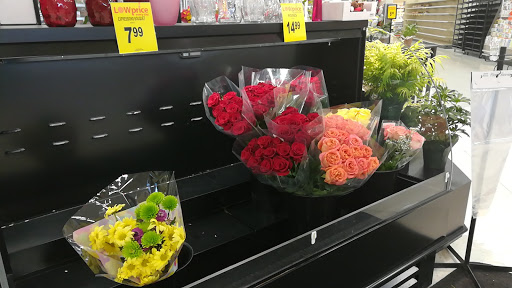 Grocery Store «Rainbow Foods», reviews and photos, 140 W 66th St, Minneapolis, MN 55423, USA