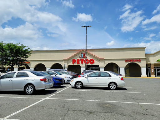 Pet Supply Store «Petco Animal Supplies», reviews and photos, 7434 Little River Turnpike, Annandale, VA 22003, USA