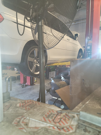 Auto Insurance Agency «AAA Middletown Car Care Insurance Travel Center», reviews and photos