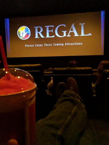 Movie Theater «Regal Cinemas Hooksett 8», reviews and photos, 100 Technology Dr, Hooksett, NH 03106, USA