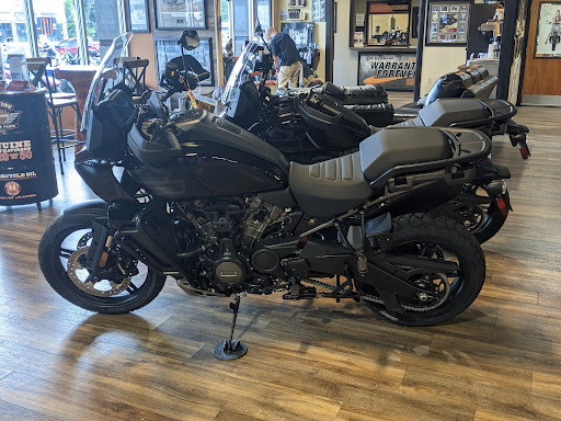 Harley-Davidson Dealer «Appleton Harley-Davidson®», reviews and photos, 2501 Highway 41A Byp B, Clarksville, TN 37043, USA