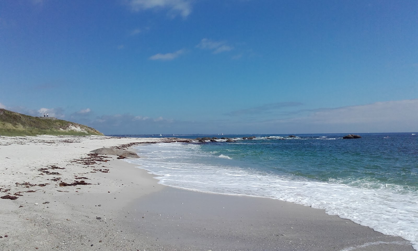 Foto van Plage de Beg Meil met hoog niveau van netheid