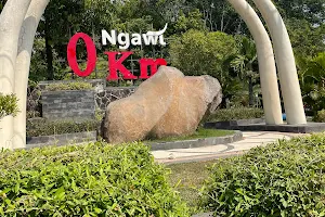 Taman Lalu Lintas Alun-alun Merdeka Ngawi image