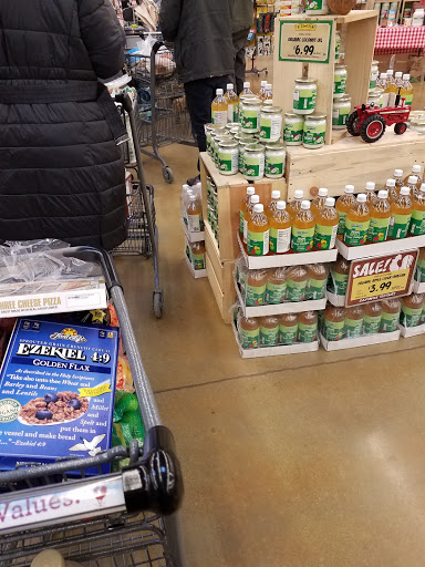 Grocery Store «Fresh Thyme Farmers Market - Ypsilanti Township MI», reviews and photos, 2985 Washtenaw Ave, Ypsilanti, MI 48197, USA