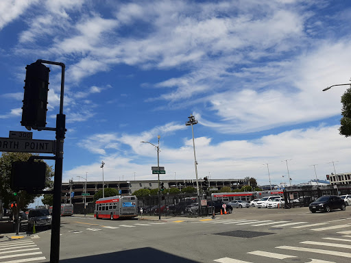 Shopping Mall «North Point Centre», reviews and photos, 320 Bay St, San Francisco, CA 94133, USA