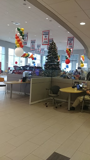 Used Car Dealer «Toyota of Nashua», reviews and photos, 10 Marmon Dr, Nashua, NH 03060, USA
