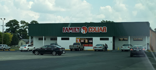 Dollar Store «FAMILY DOLLAR», reviews and photos, 722 S Harrison St, Shelbyville, IN 46176, USA