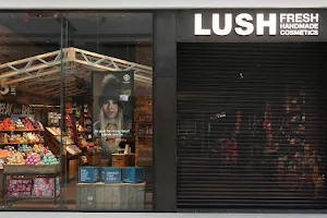 Lush Cosmetics Merry Hill image