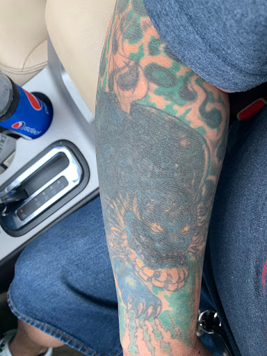 Tattoo Shop «Wandering Canvas Tattoo», reviews and photos, 40 W Main St, Dallastown, PA 17313, USA