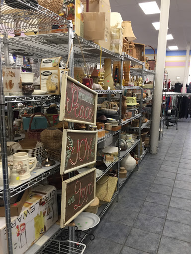 Thrift Store «Goodwill Industries Store & Donation Center», reviews and photos, 350 Fairview Ave, Hudson, NY 12534, USA