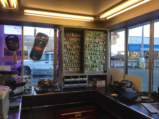 Locksmith «The Keyless Shop at Sears», reviews and photos, 436 Main St, Hackensack, NJ 07601, USA