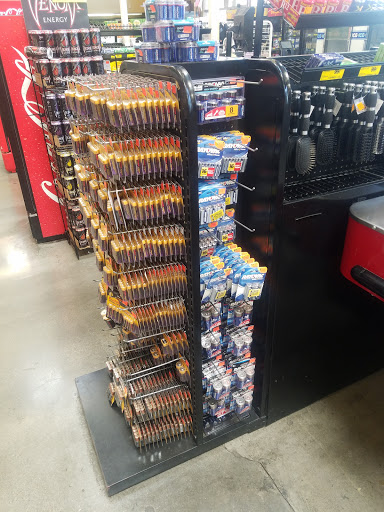 Grocery Store «Grocery Outlet Bargain Market», reviews and photos, 1391 E Yosemite Ave, Manteca, CA 95336, USA