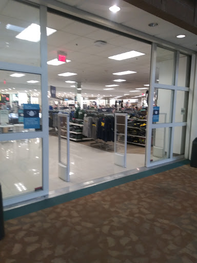 Shopping Mall «Westland Shopping Center», reviews and photos, 35000 Warren Rd, Westland, MI 48185, USA