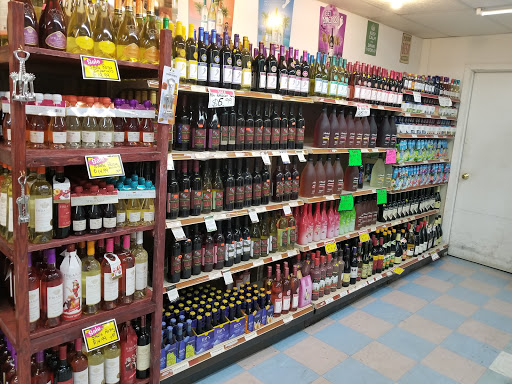 Liquor Store «Cork & Bottle», reviews and photos, 309 A Ave W, Oskaloosa, IA 52577, USA