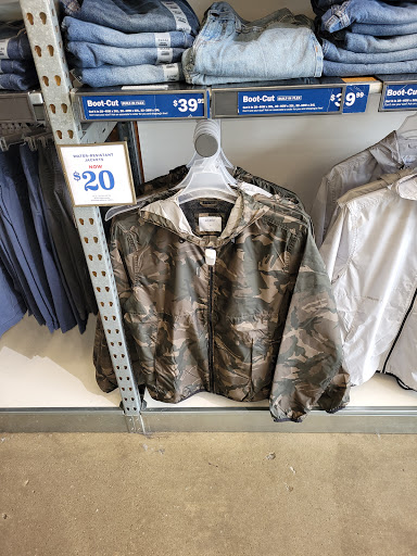 Clothing Store «Old Navy», reviews and photos, 2200 Tanger Blvd, Gonzales, LA 70737, USA