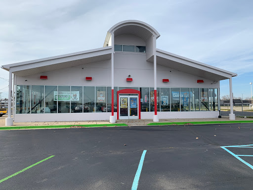 Used Car Dealer «Great Lakes Superstore», reviews and photos, 1399 Joslyn Ave, Pontiac, MI 48340, USA