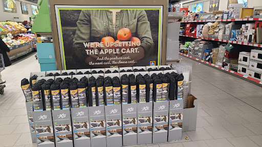 Supermarket «ALDI», reviews and photos, 614 Middle Country Rd, Selden, NY 11784, USA