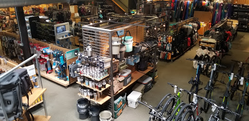 Camping Store «REI», reviews and photos, 1590 Leucadia Blvd, Encinitas, CA 92024, USA