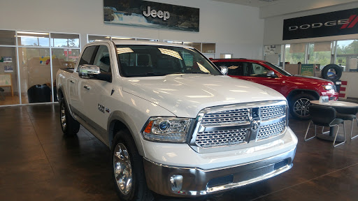 Car Dealer «Rainbow Chrysler Dodge Jeep LLC», reviews and photos, 301 River Highlands Blvd, Covington, LA 70433, USA