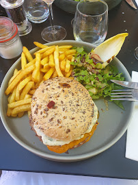 Hamburger du Restaurant La P'tite Place à Les Moutiers-en-Retz - n°6