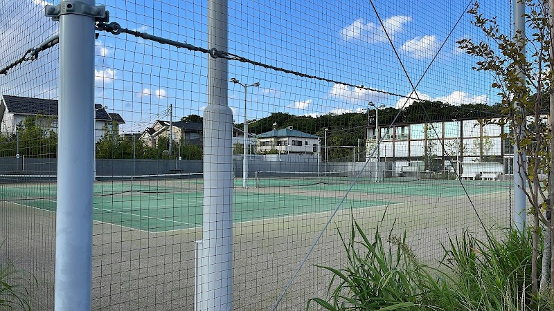 鶴川中央公園 テニスコート