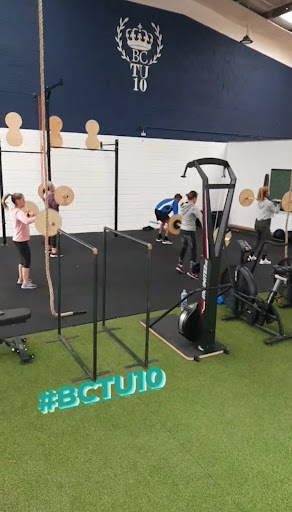 CENTRO DE ENTRENAMIENTO TU10 by Bernardo Casterá en Castellón de la Plana, Castellón