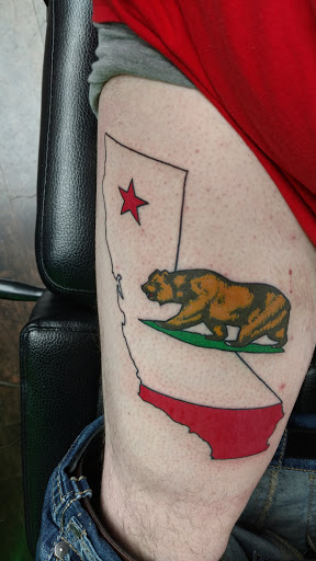 Tattoo Shop «SD Tattoo and Body Piercing», reviews and photos, 3780 Hancock St, San Diego, CA 92110, USA