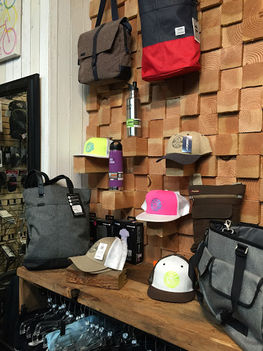 Bicycle Store «Motion Bike Shop», reviews and photos, 914 Aviation Blvd, Hermosa Beach, CA 90254, USA