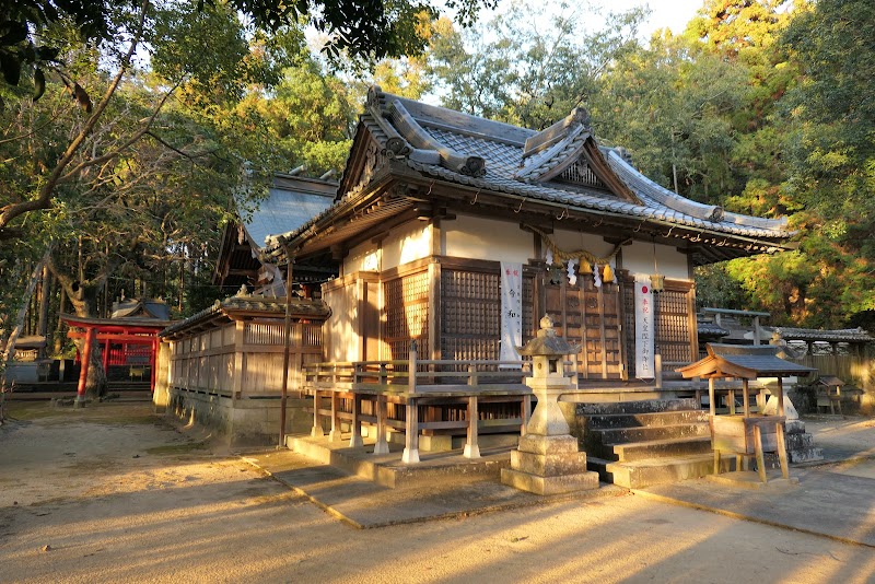 川上神社