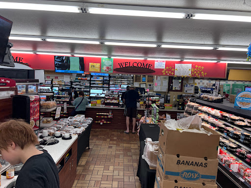 Convenience Store «Kwik Trip #376», reviews and photos, 301 W 7th St, Red Wing, MN 55066, USA