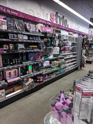 Shopping Mall «Arborland Center», reviews and photos, 3600 Washtenaw Ave, Ann Arbor, MI 48104, USA